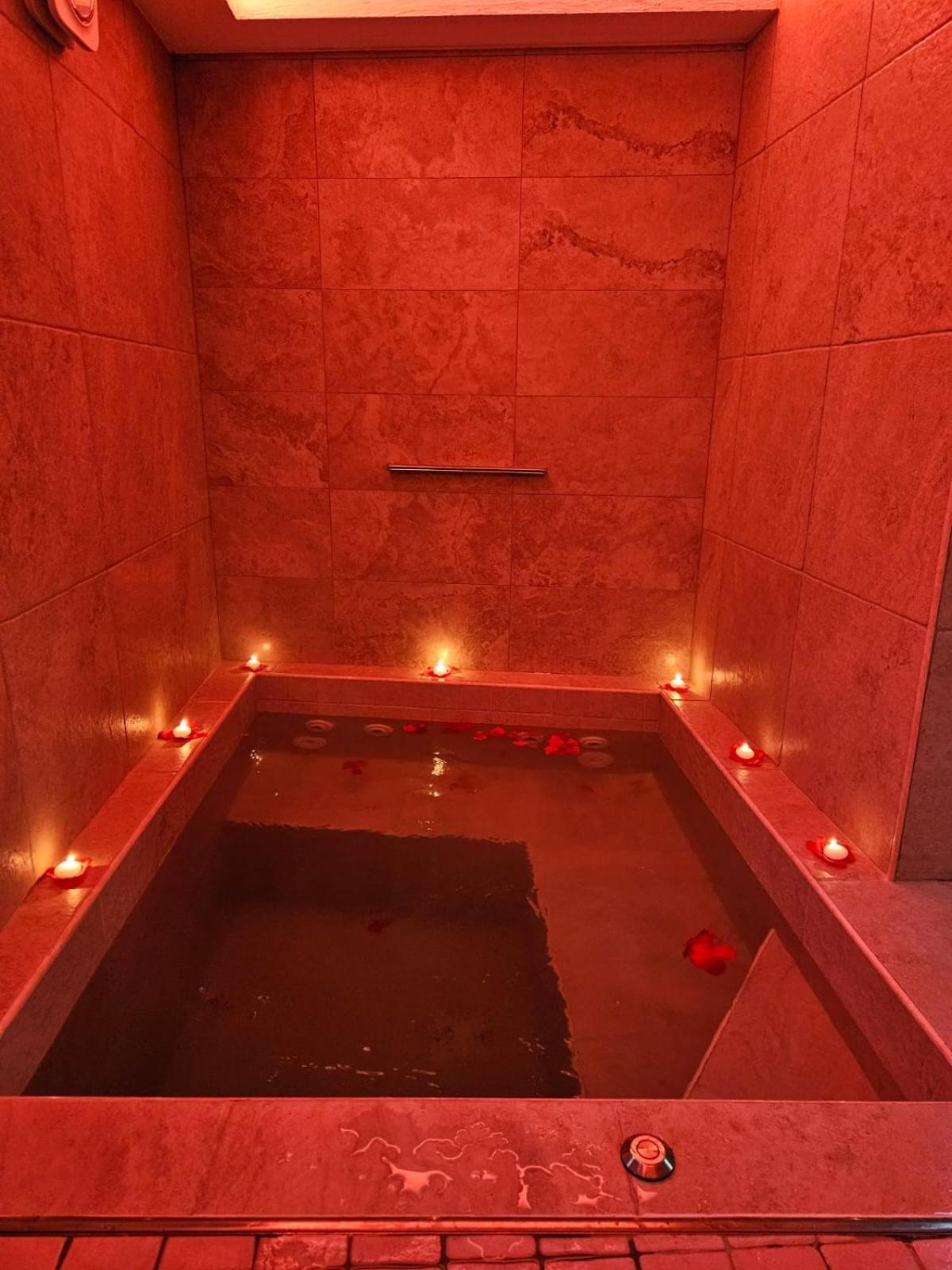 Luxuite Spa Con Piscina E Jacuzzi Alberobello Eksteriør bilde