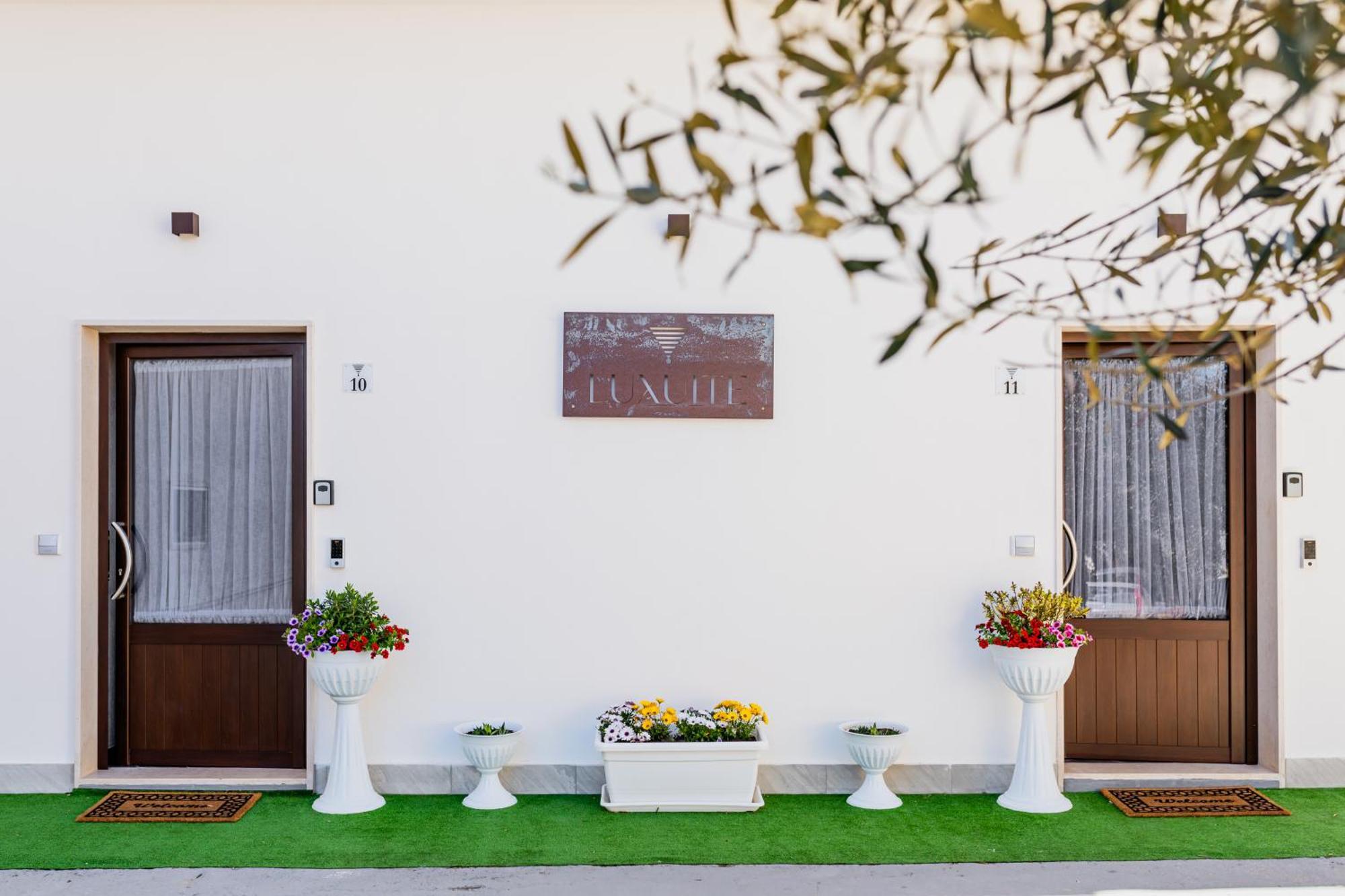 Luxuite Spa Con Piscina E Jacuzzi Alberobello Eksteriør bilde